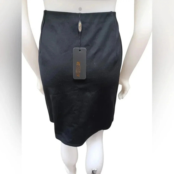Picadilly NWT Black Lined Mini Skirt Size Medium - Picture 4 of 9